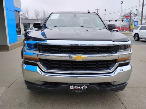 Used 2018 Chevrolet Silverado 1500 LT w/ Trailering Package image 25