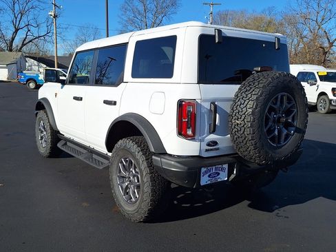 New 2025 Ford Bronco Badlands image 25