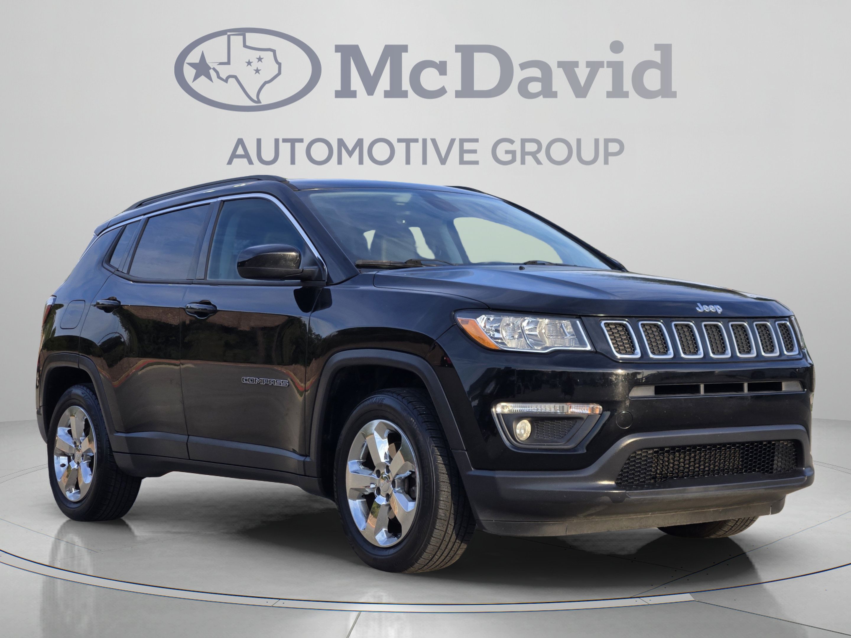 Used 2018 Jeep Compass Latitude FWD image 7