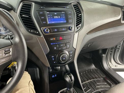 Used 2017 Hyundai Santa Fe Sport AWD/4WD image 7