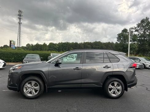 Used 2025 Toyota RAV4 XLE FWD image 12