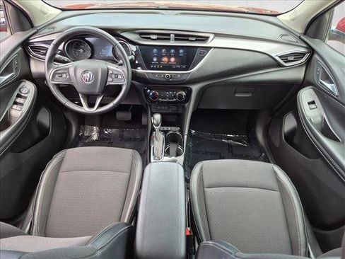 Used 2021 Buick Encore GX Preferred w/ Cold Weather Comfort Package AWD/4WD image 18