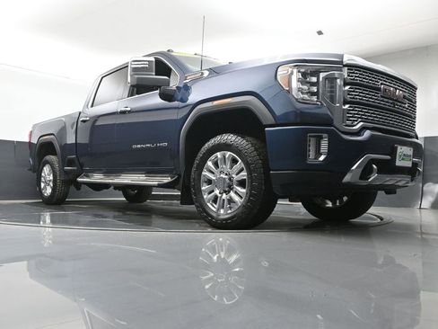 Used 2021 GMC Sierra 2500 Denali w/ Denali Ultimate Package image 28