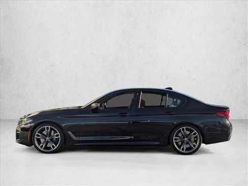 Used 2023 BMW M550i xDrive image 9