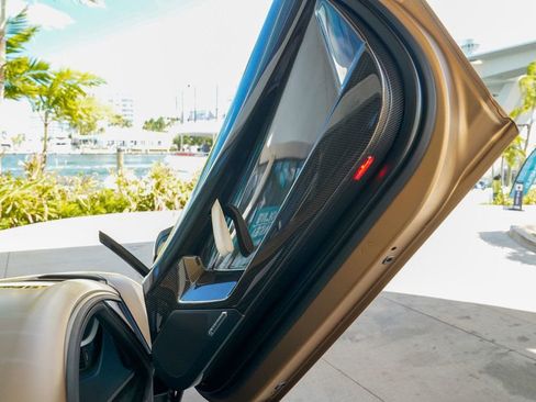 Used 2020 Lamborghini Aventador SVJ image 79