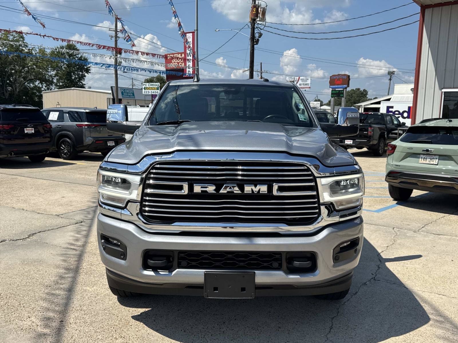 Used 2024 RAM 2500 Laramie AWD/4WD image 2