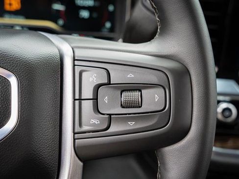 Used 2024 GMC Sierra 1500 Elevation image 19