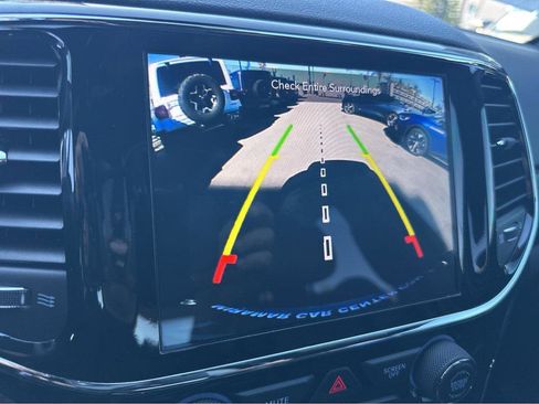 Used 2021 Jeep Grand Cherokee Laredo X image 6