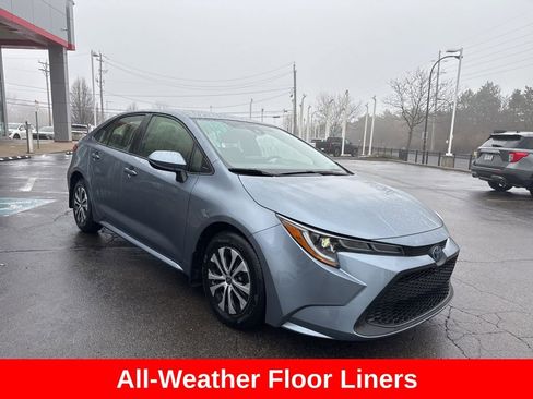 Used 2022 Toyota Corolla LE image 8