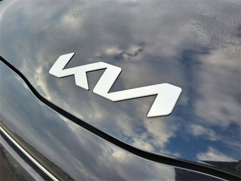 Used 2022 Kia Soul LX w/ Technology Package image 10