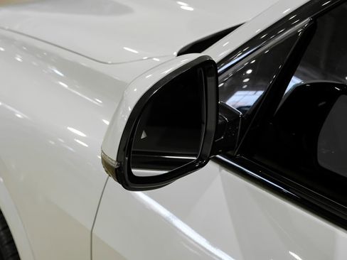 Used 2019 BMW X5 xDrive40i w/ M Sport Package image 39