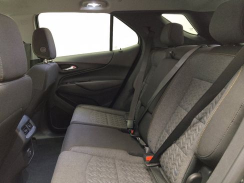 Used 2023 Chevrolet Equinox LT FWD image 18