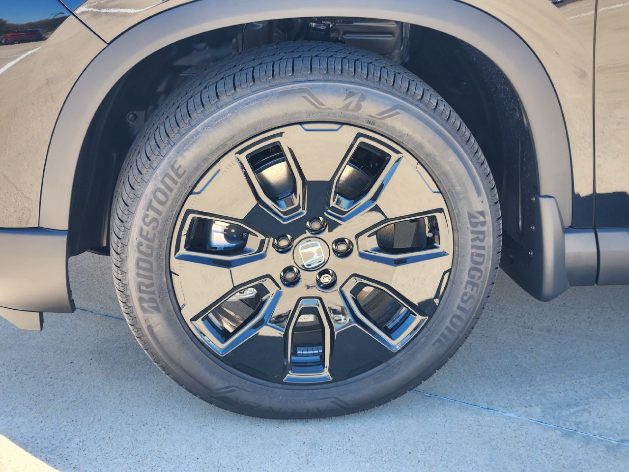 New 2026 Honda Pilot Black Edition image 8
