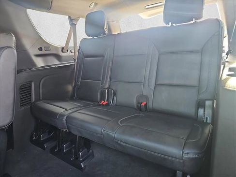 Used 2024 GMC Yukon XL Denali w/ Advanced Technology Package image 19