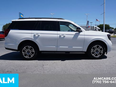 Used 2025 Ford Expedition Active AWD/4WD image 11