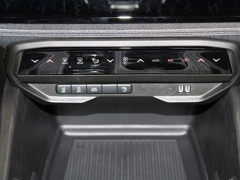 New 2026 Jeep Cherokee Laredo AWD/4WD image 20