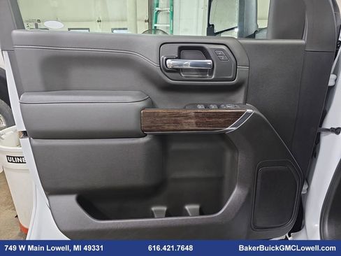 Used 2022 GMC Sierra 2500 SLE w/ SLE Convenience Package image 25