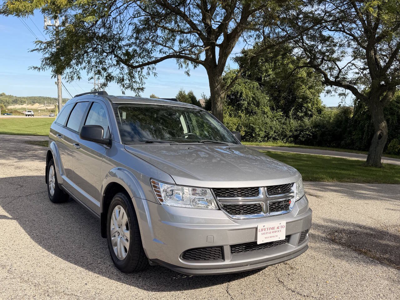 Used 2018 Dodge Journey SE w/ Mopar All Weather Group FWD image 7