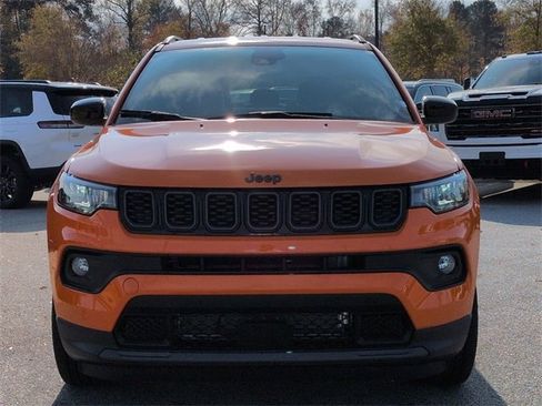 New 2026 Jeep Compass Latitude image 8
