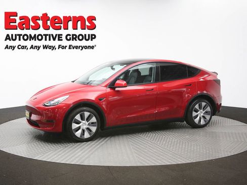 Used 2022 Tesla Model Y Long Range image 52