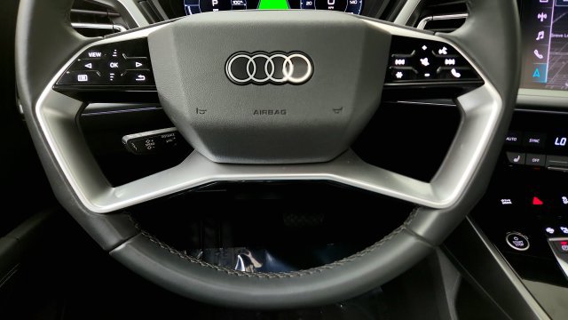 Used 2025 Audi Q4 e-tron Premium w/ Convenience Package AWD/4WD image 62