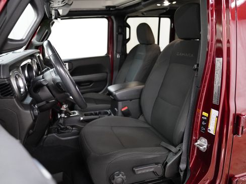 Used 2022 Jeep Wrangler Unlimited Sahara w/ LED Lighting Group image 4