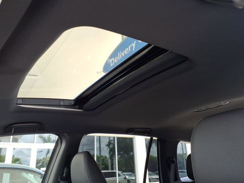 Used 2023 Honda Passport EX-L image 8