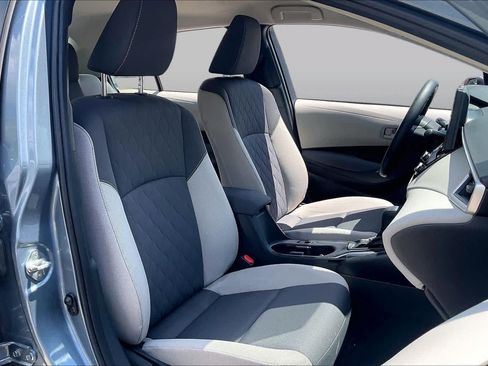 Used 2024 Toyota Corolla LE FWD image 7