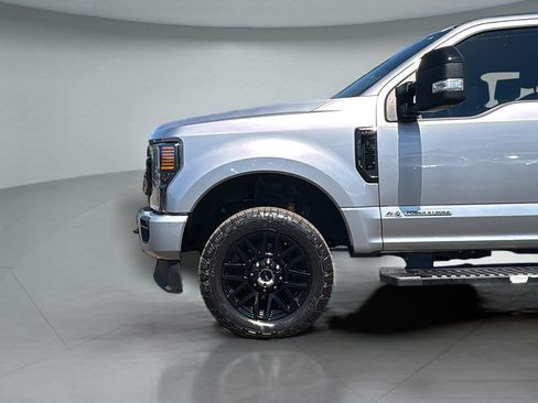Used 2020 Ford F350 Lariat AWD/4WD image 27