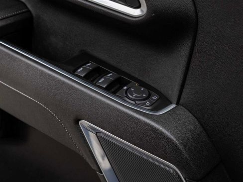 Used 2023 Chevrolet Silverado 1500 LT image 12