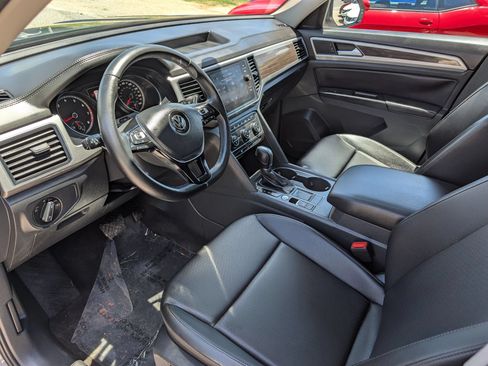 Used 2018 Volkswagen Atlas SE FWD image 21