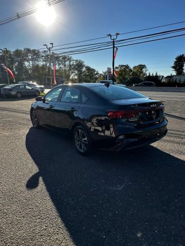 Used 2024 Kia Forte LXS FWD image 11