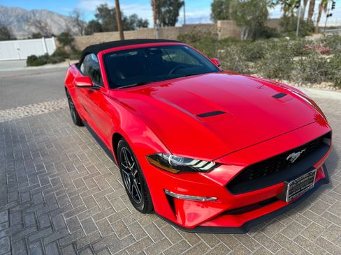 Used 2021 Ford Mustang Premium RWD image 11