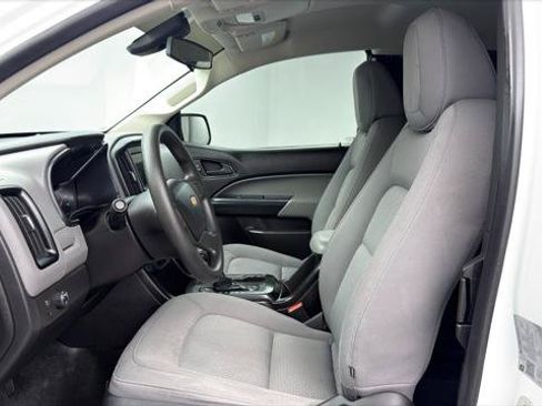 Used 2019 Chevrolet Colorado W/T RWD image 14