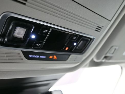 New 2026 Lincoln Nautilus Premier AWD/4WD image 25