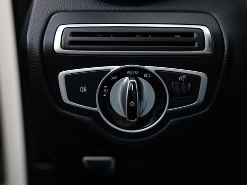 Used 2016 Mercedes-Benz C 300 Sedan image 44