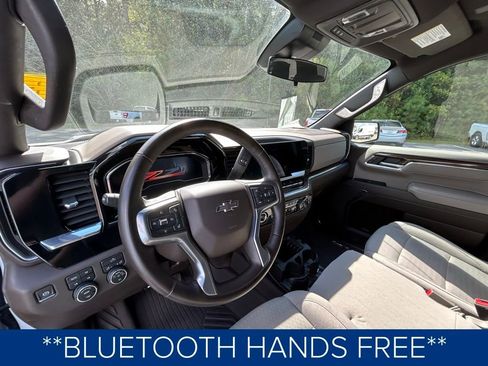 Used 2024 Chevrolet Silverado 1500 RST image 2