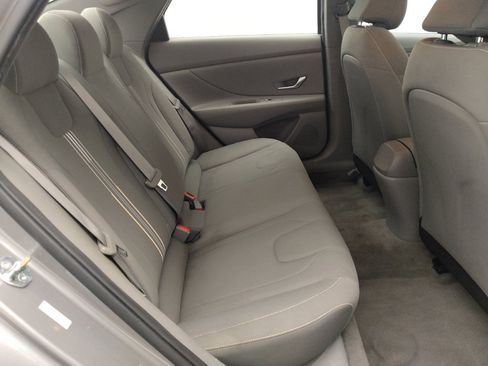 Used 2021 Hyundai Elantra SEL w/ Cargo Package FWD image 19