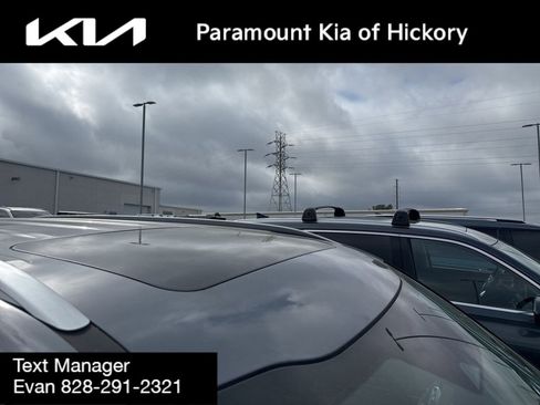 Used 2025 Kia Telluride S image 4