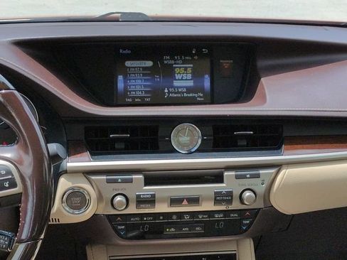 Used 2017 Lexus ES 350 w/ Premium Package FWD image 21