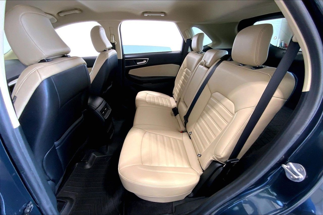 Used 2023 Ford Edge SEL w/ Convenience Package AWD/4WD image 18