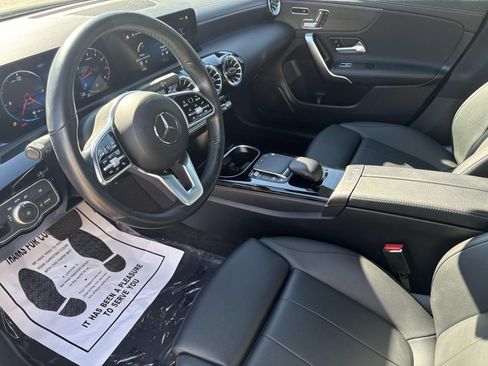 Used 2023 Mercedes-Benz CLA 250 4MATIC image 21