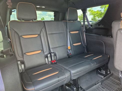 Used 2023 GMC Yukon XL AT4 w/ AT4 Premium Package AWD/4WD image 40