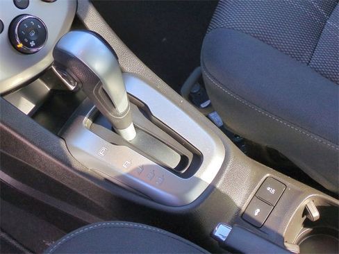 Certified 2019 Chevrolet Sonic LT w/ Convenience Package image 16