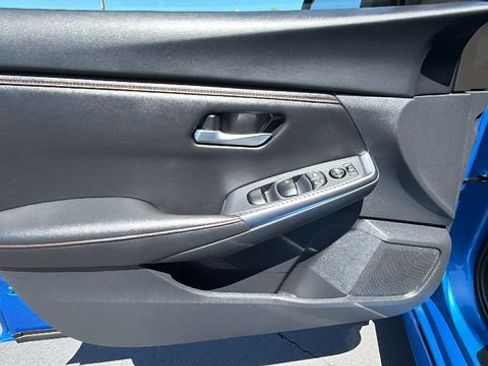 Used 2024 Nissan Sentra SR FWD image 19