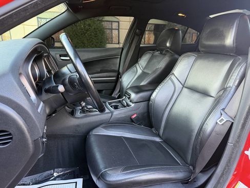 Used 2021 Dodge Charger SXT w/ Leather Interior Group image 10