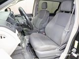 Used 2012 Volkswagen Routan S image 3