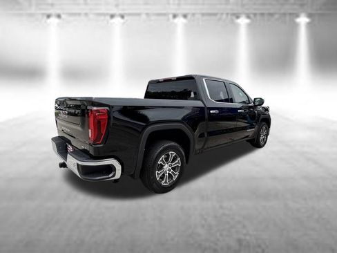 Used 2026 GMC Sierra 1500 SLT RWD image 4
