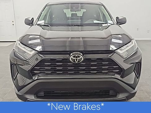 Used 2023 Toyota RAV4 LE image 4