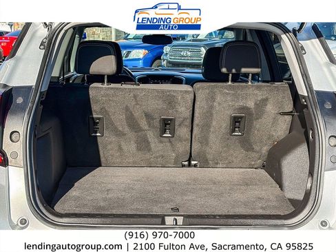 Used 2022 GMC Terrain SLE image 24